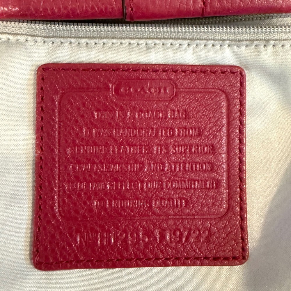 Coach North South chain duffle F19722 Excellent condition Boysenberry - Picture 3 of 10